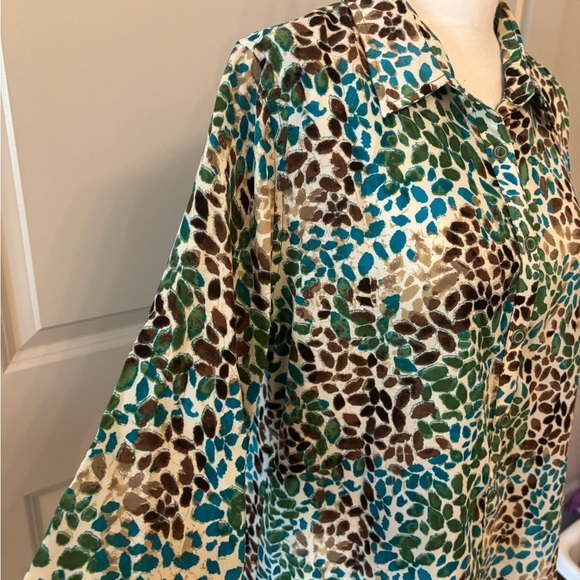 Christopher & Banks green and brown leaf patterned button down blouse size L - Picture 6 of 16